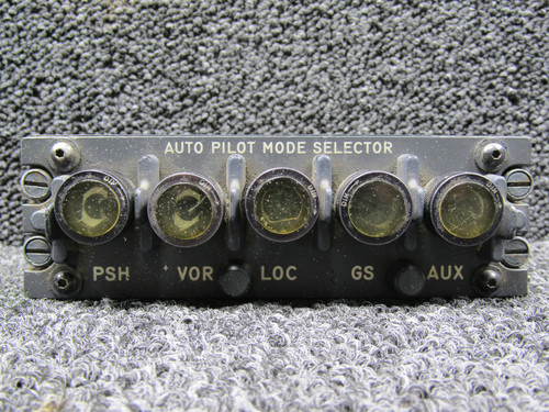 17015-1D Bendix AS402A A/P Mode Selector (Volts: 28)