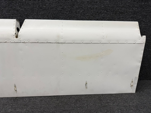 1424000-64 Cessna T337G Aileron Assembly RH (Minor Hail Damage)