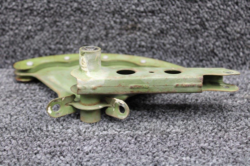 Cessna Aircraft Parts 1462020-28 Cessna T337G Flap Bellcrank Inboard RH (Minor Corrosion) 