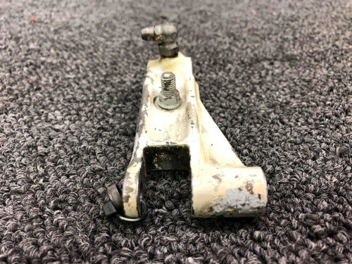 35-825173-2 Beechcraft 55-58 Nose Gear Link Steering