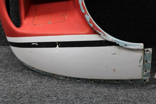 Cessna Aircraft Parts 1552170-1, 1552170-2 Cessna T337G Forward Engine Nose Cap Set LH and RH 