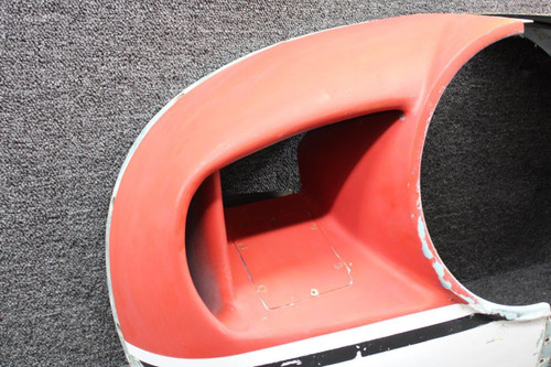 Cessna Aircraft Parts 1552170-1, 1552170-2 Cessna T337G Forward Engine Nose Cap Set LH and RH 