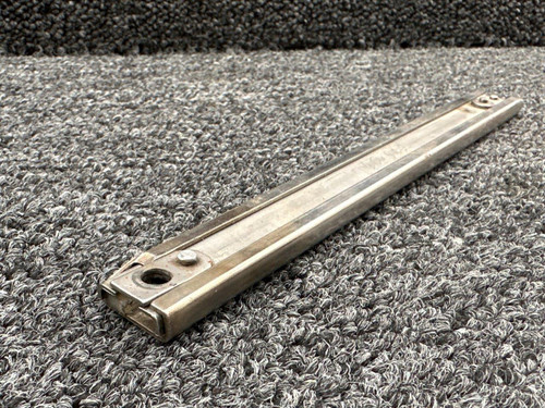 560-502 Piper Cabin Door Holder Assembly