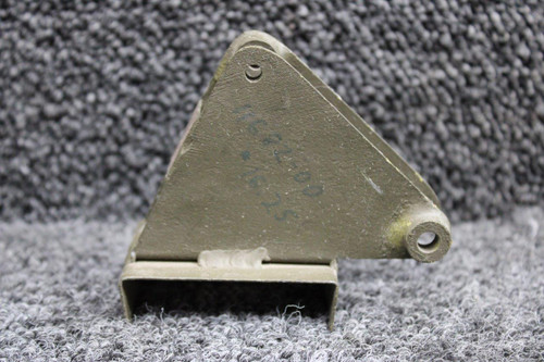11682-000 Piper PA22 Flap Hinge Inboard (New Old Stock)