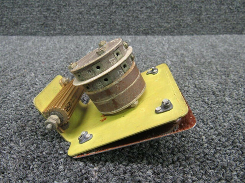 XW21527, 44112-000 Piper PA31-310 Switch Windshield Wiper with Bracket