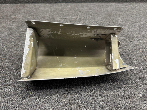 2252016-2 Cessna R182 Cowl Exit Ramp Assembly RH (Colored)