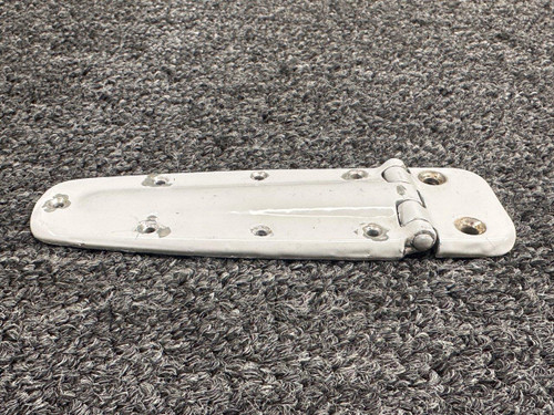 0711037-18, 0711037-20 Cessna R182 Cabin Door Hinge Assembly Lower RH