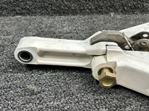 Piper Aircraft Parts 40280-001, 40284-004 Piper PA-31T Main Gear Side Link RH with Hook and Switch 