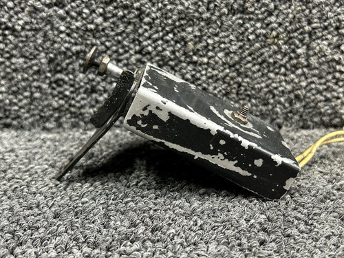 Pratt and Whitney 51059-002 Pratt and Whitney PT6A-28 Propeller Electric De-Ice Switch Assembly 