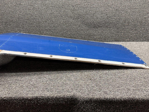 2252068-1, 2252042-14 Cessna R182 Upper Nose Cap and Center Cowl Assembly