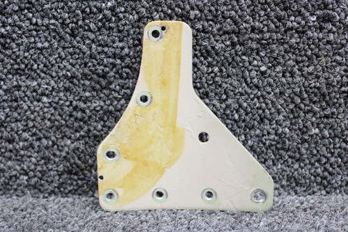 0511000-74 Cessna 172S Door Jamb Gusset Plate RH