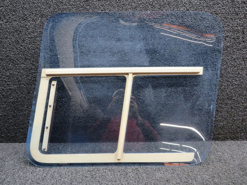 206-031-625-102 Bell 206B Window Assembly RH Aft (Scratches, Cloudy)