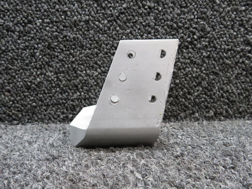 Lake LA4-200 Engine Mount Feet (Bead Blasted) (Some Corrosion)