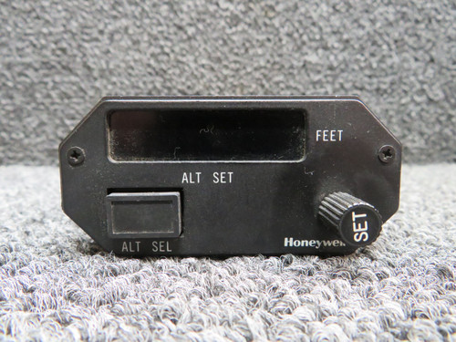 7004577-908 Honeywell Altitude Arm and Cap Control and Display