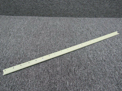 0712627-36 Cessna 182T Stringer RH Forward