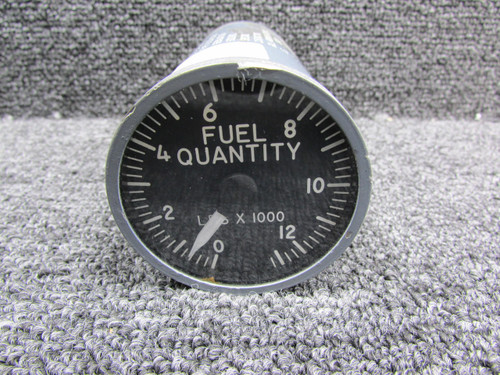 Gull Airborne 200-020-001 Gull Airborne Fuel Quantity Indicator 115VAC (Chipped Face) 