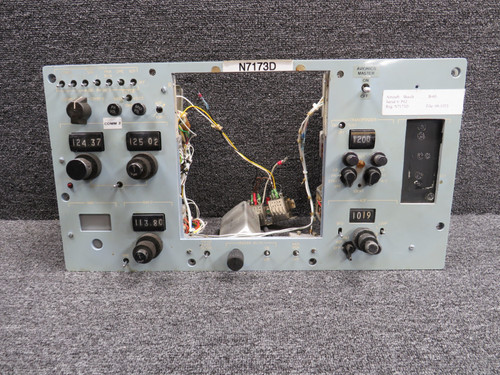 Beechcraft B-60 Communication and Navigation Panel