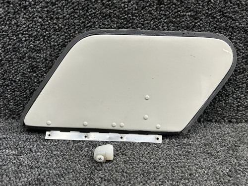 C425-8, A431-1 Robinson R22 Beta Cabin Vent Door RH with Knob and Arm