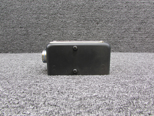 CI22004-1 G-SW Cockpit Voice Relay Box (Broken Data Plate)