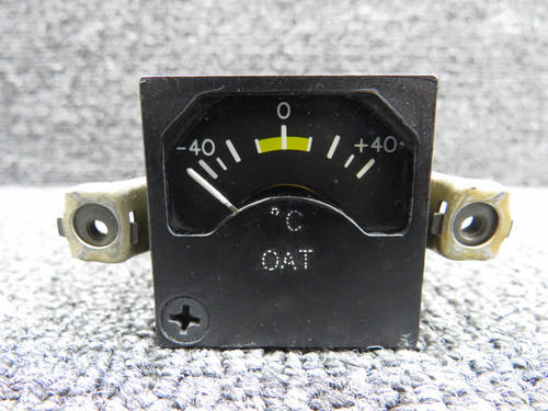 169BP-910-1LBW (Alt: 1U561-001-1) Sigma-Tek Outside Air Temp Indicator