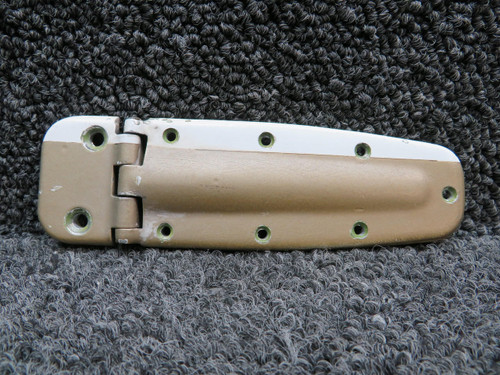 Cessna Aircraft Parts 0711037-21, 0711037-19 Cessna 182N Cabin Door Hinge Assembly Lower LH (Colored) 