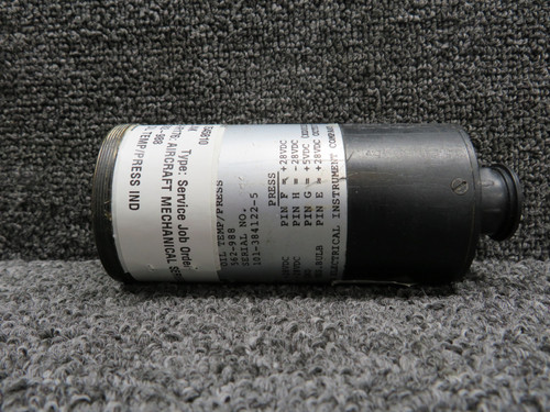 562-988 (Alt: 101-384122-5) Hickok Dual Oil Temp and Pressure Indicator (Core)