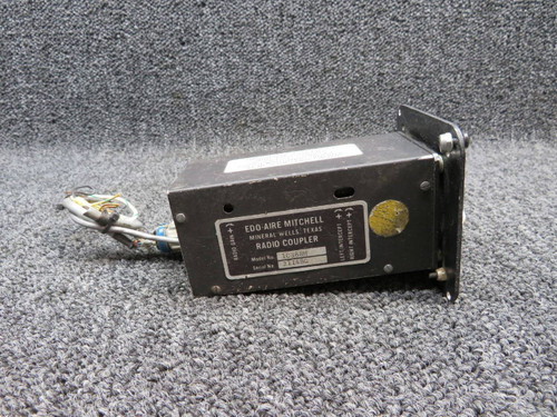 1C388M Edo-Aire Mitchell Radio Coupler with Face Plate (Volts: 28, Core)