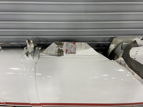0892300-11 (Use: 0892305-7) Cessna 310I Wing Tip Tank LH with Fwd and Aft Caps