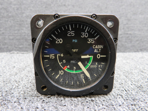 55035-0125 (Alt: C668516-0101) Aerosonic Cabin Altitude Diff Pressure Indicator