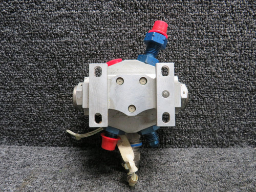 66720 Sterer Hydraulic Operator 3 Position 4 Way Valve