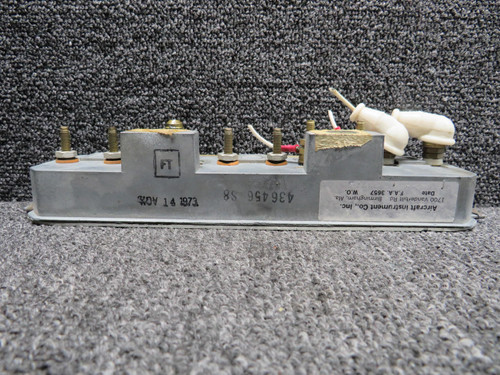 Stewart-Warner 436456-S8 Stewart-Warner Instrument Gauge Cluster 