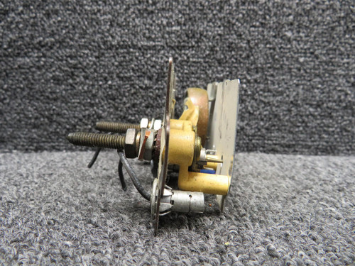 Cessna Aircraft Parts C669527-0101 Cessna Ammeter and Oil Pressure Indicator (Core) 