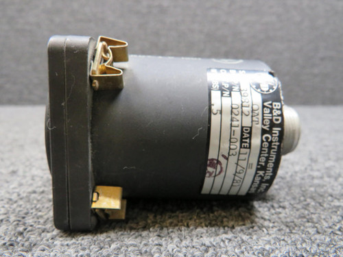 B and D Instruments 0241-003 B and D Instruments Outside Air Temperature Indicator (Worn Face) 