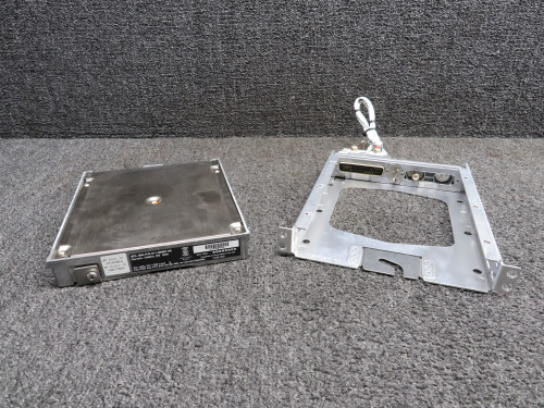 011-00987-00 Garmin GDL-69A Satellite Radio Receiver with Tray and Mod (14, 28V)