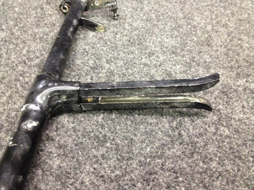 4002-2 Bellanca 17-30 Lever Assy Main Gear Door RH