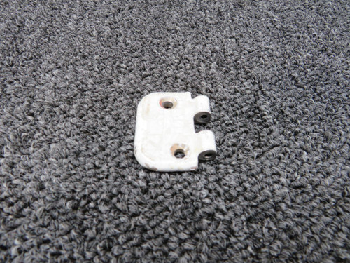 0711037-18 (Use: 0711037-11) Cessna Hinge Lower Stationary RH (White)