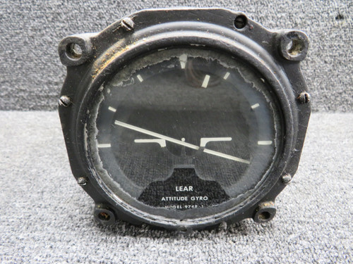 974R-1 Lear L2 Altitude Gyro Indicator (Missing Knob) (Loose Parts) (Worn Face)