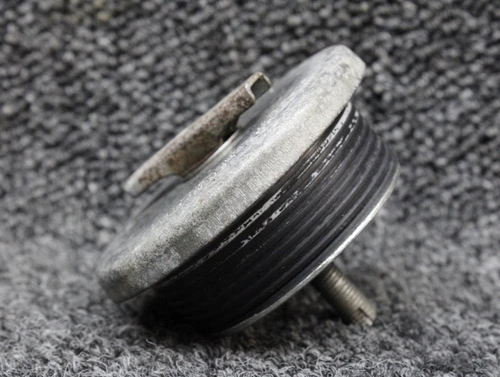 554-180 (Alt: 27221-000) Piper PA24-260 Fuel Tank Cap LH or RH (Main or Aux)