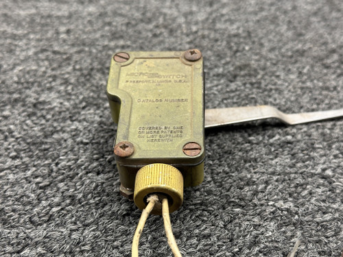 1VA49 (Use: IVA49) Cessna 210 Main Gear Uplock Switch Assembly