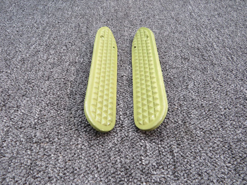 0541154-1 Cessna 150 / 172 Step Assembly LH & RH Set (Zinc) (DP) BAS Part Sales | Airplane Parts