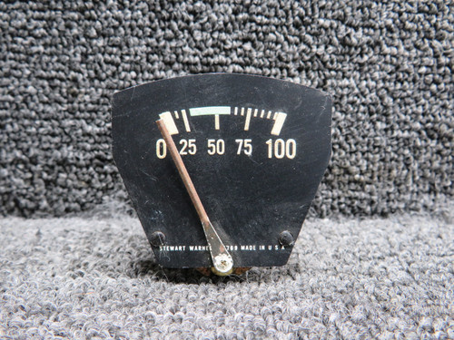 427769 Stewart-Warner Oil Temperature Indicator (Worn Face)