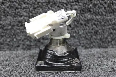 84579-002 (Alt: 572-600) Piper PA46-350P Light Assembly Wing De-Ice