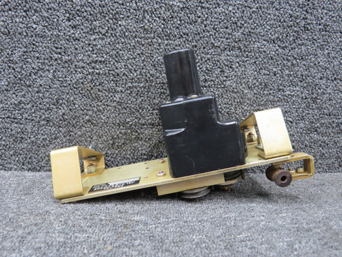 1C373-4-454 Edo-Aire Pitch Servo Assembly with Mounting Bracket