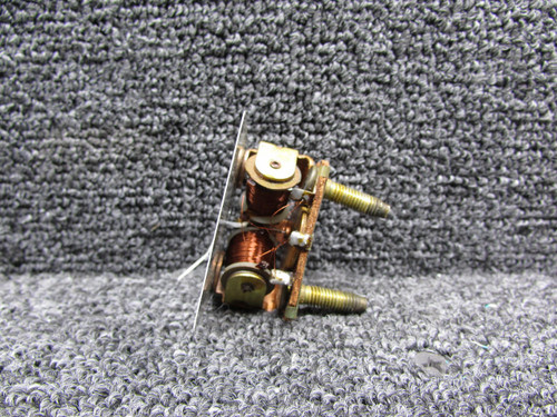 Stewart-Warner 815699 Stewart-Warner Left Fuel Tank Indicator (Worn Face, Broken Needle) (Core) 