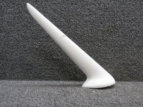35-5006 Communications Components VHF Blade Antenna (Some Wear)