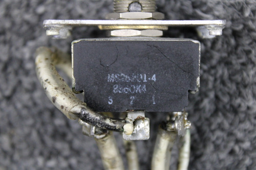 8860K4 (Alternate: MS25201-4) Cutler Hammer 3 Position Toggle Switch ...