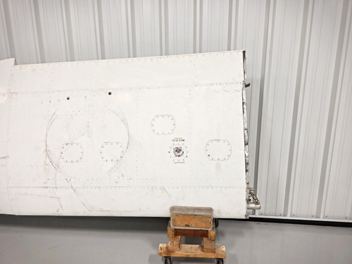 0722000-2 Cessna 182R Wing Structure RH (Damaged)