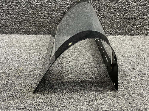 Kodiak 100-833-4005-02, 100-833-4010-02 Kodiak 100 Wing Light Retainer RH w Lens 