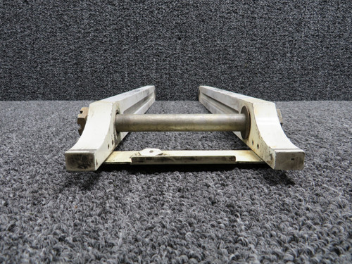 50-820205-13 Beechcraft 200 Nose Gear Drag Leg Assembly (Worn Bearings)