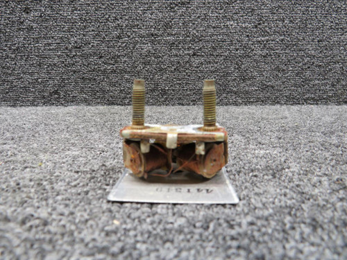 Stewart-Warner 819477 Stewart-Warner Right Main Fuel Quantity Indicator (Rusted) (Core) 